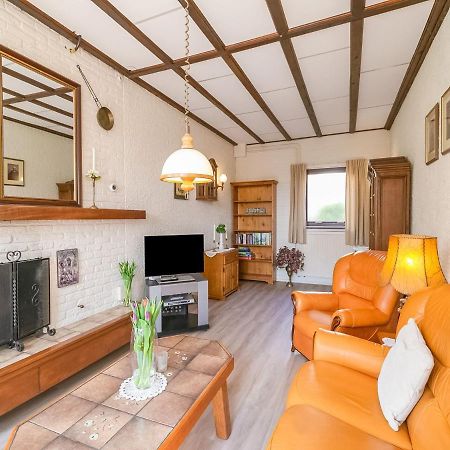 Holiday Home In Noordwijkerhout With Terrace Close To A Lake المظهر الخارجي الصورة